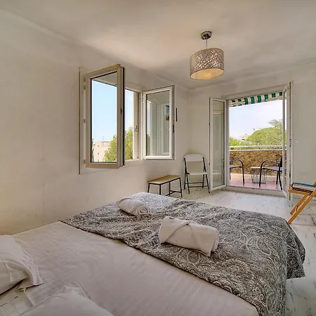 Upstays Sea View Terrace 62m2 公寓 戛纳